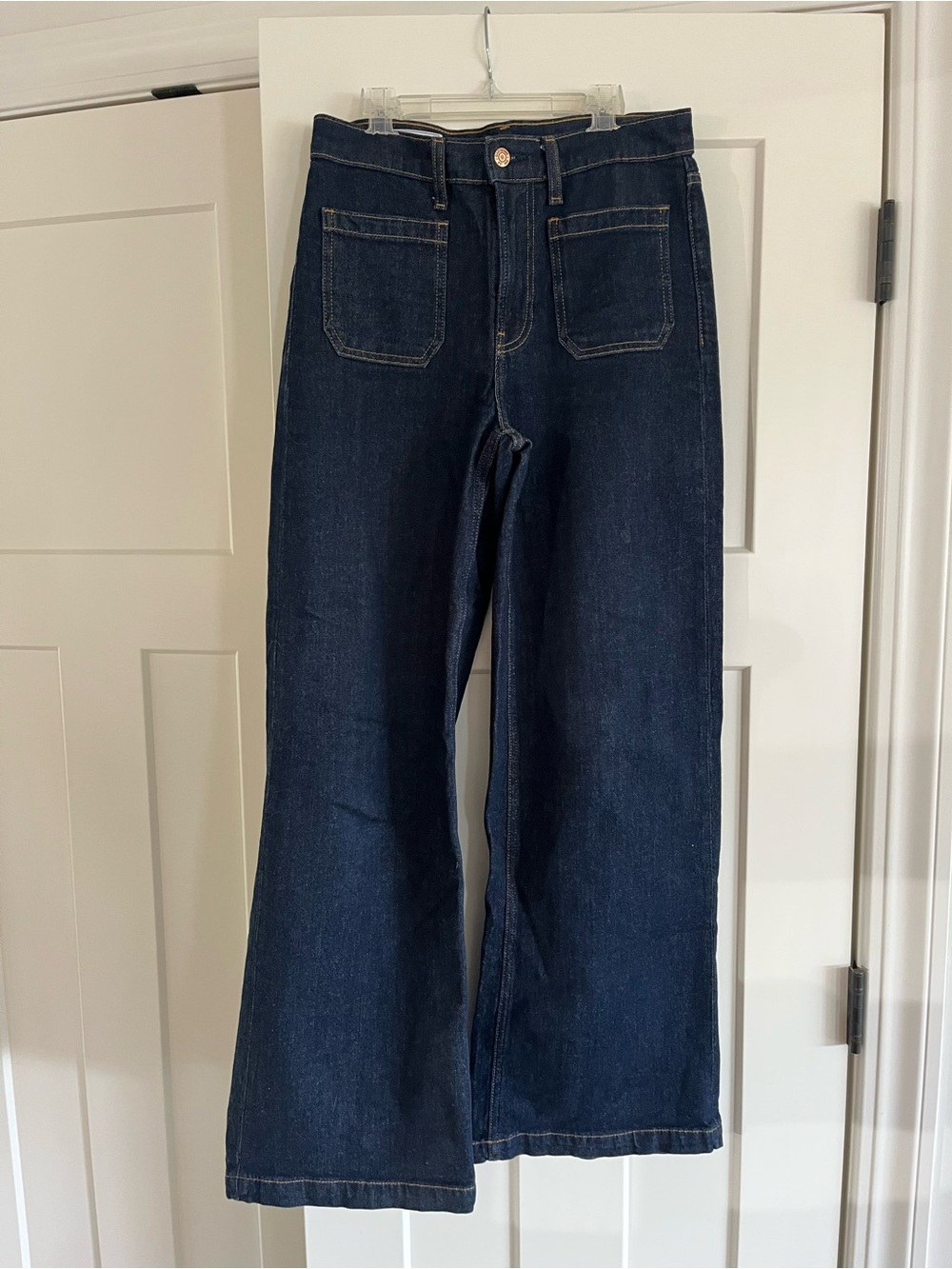 GAP women’s Dark Blue Wide-Leg Jeans with Front Patch Pockets
